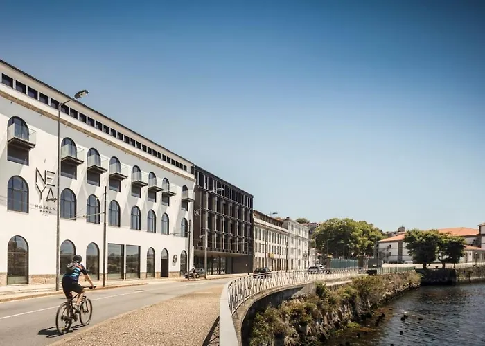 NEYA Porto Hotel